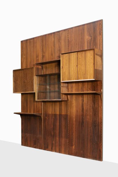 null Poul CADOVIUS (1911-2011)
Bibliothèque modulaire
Composée de 8 panneaux muraux...