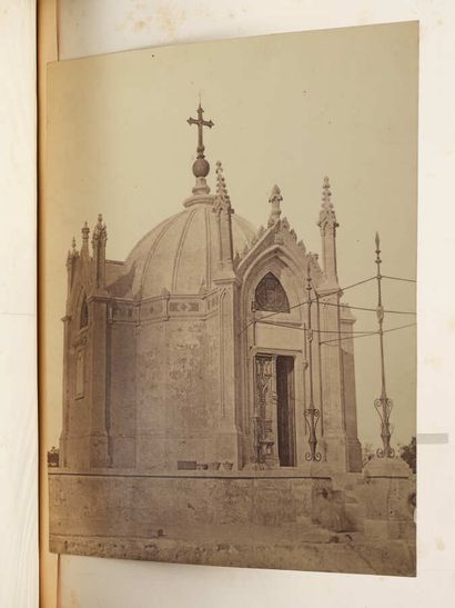 null La Chapelle Saint Louis à Tunis, 1841.

Grand in-4°, demi basane maroquinée...