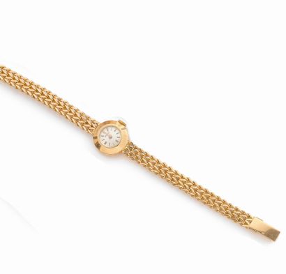 null ALPINA 
Lady's wristwatch in 18K yellow gold, round case, dial with Roman numerals.
Numbered....