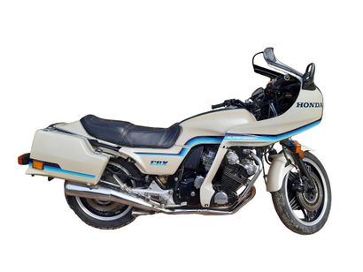 null HONDA CBX 1000 SC06 1982 PROLINK 
Couleur ivoire
Lecture du compteur kilométrique...