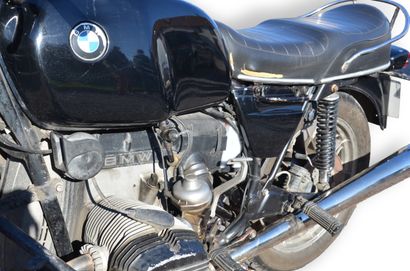 null BMW R100RT 1982 1000cc 
Black color 
Odometer reading : 42852 km 
Equipped with...
