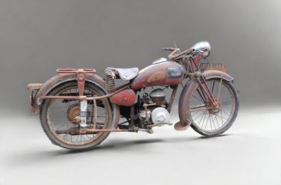 null KOEHLER ESCOFFIER S6V 125cc 1950
Equipped with a Villiers engine not blocked...
