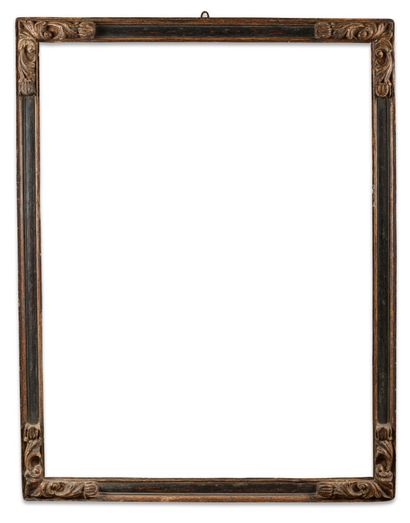 FRAME
with cassetta in blackened pine carved...