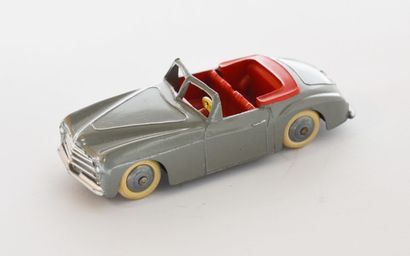 DINKY TOYS 538 Simca 8 sport, grise et rouge...