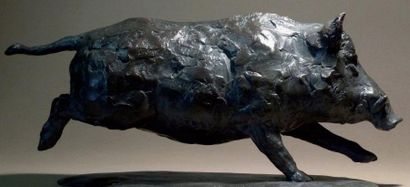 AUBRY Erik (né en 1956) Sanglier Bronze a patine brune, signe et numerote 1/8, fondeur...