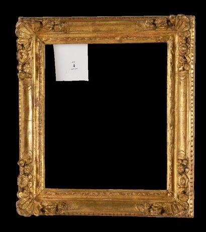 Small carved and gilded oak FRAME with unhooked...