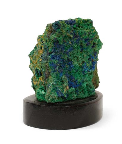 null SET OF 3 MINERALS AND CRYSTALS including : 
- Malachite with azurite inclusions...