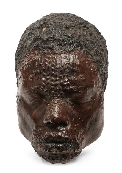 MOULAGE EN PLATRE d'un visage africain scarifié
Congo,...
