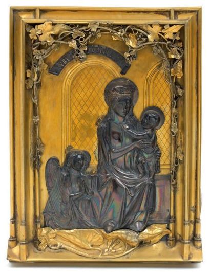 HUSSON Henri Vierge à l'Enfant avec un ange adorateur Retable en bronze doré et argente,...