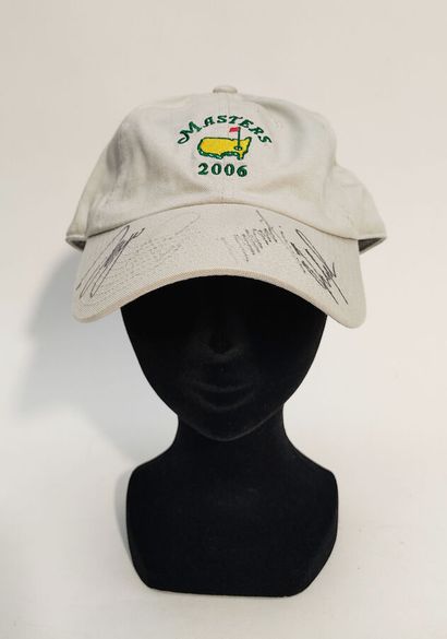 null MASTERS 2006, casquette beige signée par quatre golfeurs, dont Sergio GARCI...