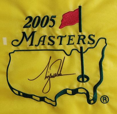 MASTERS 2005, flag signed by Tiger WOODS,...