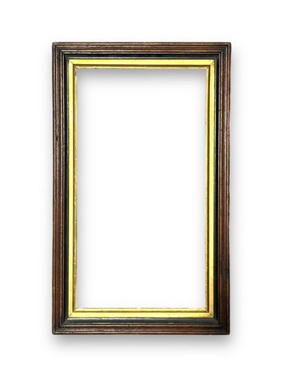 null 2 FRAMES - Early 20th century (30 x 16 x 3.5 cm)
Two frames, one in molded and...