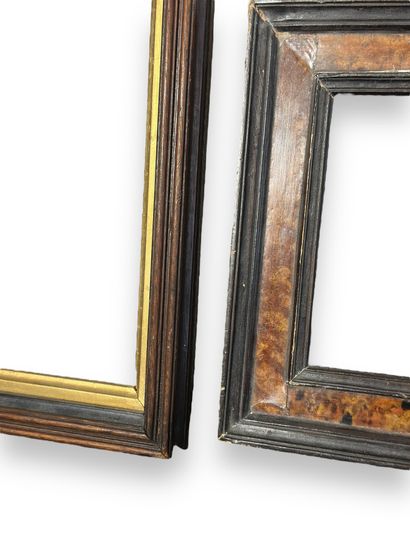 null 2 FRAMES - Early 20th century (30 x 16 x 3.5 cm)
Two frames, one in molded and...