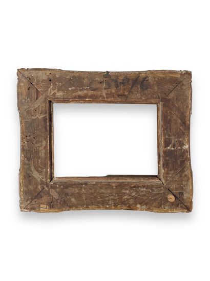 null FRAME - Partly Louis XV period (36.5 x 26 x 12 cm)
Carved oak frame, gilded,...