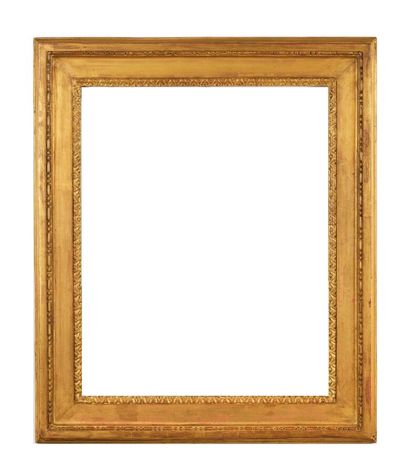null FRAME - Louis XVI period (56 x 52.5 x 11 cm)
Carved and gilded oak frame decorated...