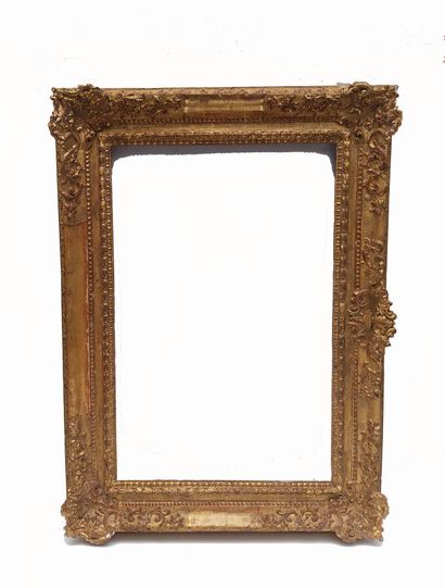 null FRAME - 18th century (89.5 x 64.5 x 10.5 cm)
Moulded, carved and gilded oak...