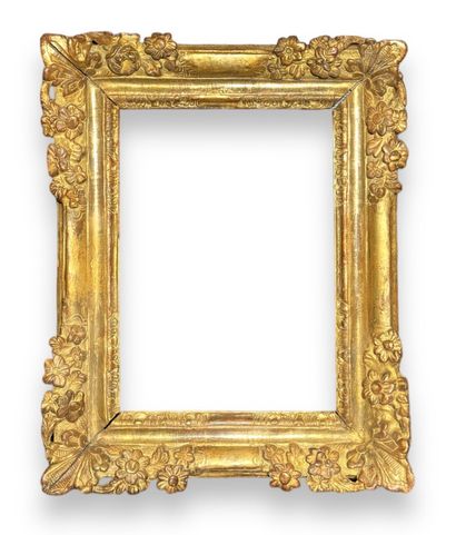 Di FRAME - Louis XIV period (31 x 22 x 6.5 cm)
Carved and gilded oak frame with floral...