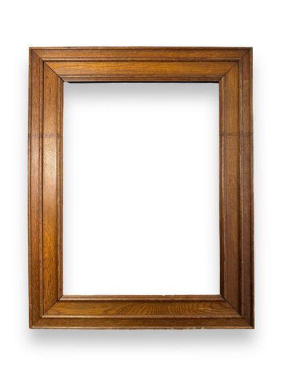 null FRAME - 19th century (79 x 58 x 13 cm)
Flat-profile molded oak frame with half-rung...