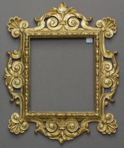 null FRAME - Italy, 18th century (46.5 x 40 x 24 cm)
Inverted profile frame decorated...