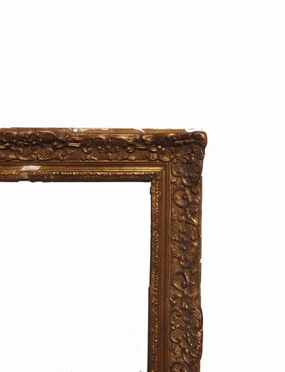 null CADRE de style Louis XIV (45 x 35,5 x 8 cm)
CADRE en bois et stuc doré décor...