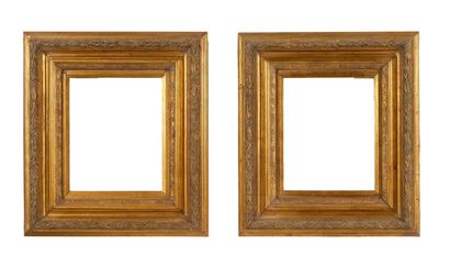 null CADRES - XXe siècle (26 x 21 x 11 cm)
Suite de deux CADRES en bois et pâte dorée,...