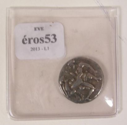 null STRATÈRE d'argent - Grèce Thasos, 525-463 avant J-C - Diam.: 1,9 cm -
