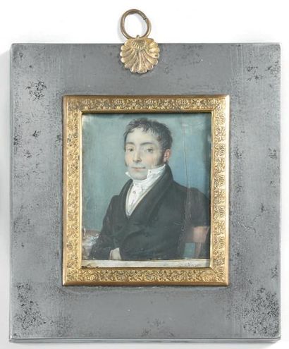 F.WENZEL Portrait d'homme en habit noir. Miniature rectangulaire, sur ivoire. 6,5...