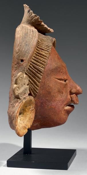 null Maya, Mexique ou Guatemala, c.550-950 Ceramic Face Mask, Maya , Mexico or Guatemala,...