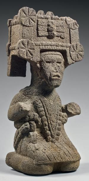 null Aztèque, Mexico, c.1300-1521 Stone Goddess of the fertility, Corn and the earth,...