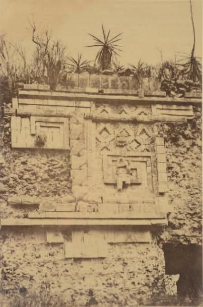 null Uxmal, Etat du Yucatan, Mexique, Palais des Nonnes, bas relief de l'Indien Planche...