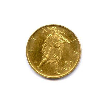 Royaume d'Italie VICTOR EMMANUEL III 50 Lire (homme portant un faisceau) 1932-X Rome....