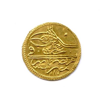 EGYPTE MUSTAFA III Sultan ottoman 1757-1774 Zeri Mahbub (toughra) 1187 (1773). 2,58...
