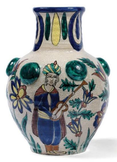 Edouard CAZAUX (1889-1974) Vase balustre en céramique à décor de personnages et feuillages...