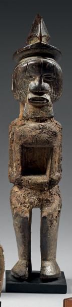 null Statuette masculine à reliquaire - Teké - République du Congo Bois H.: 31,5...
