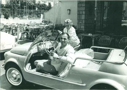Charles Aznavour VS Fiat 600 Jolly. Jean...