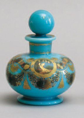 null FLACON ovoïde et son bouchon boule en cristal d'opale bleu « turquoise » à décor...