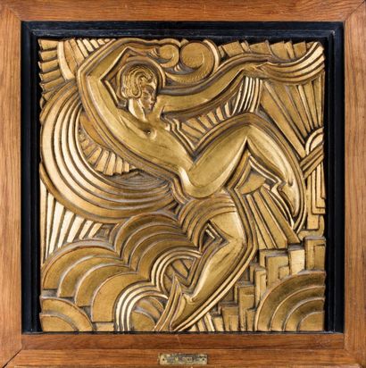 Maurice PICO (1900-1977) Joséphine Baker Bas-relief en bois doré 50 x 48,5 cm Nous...