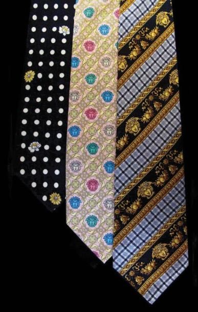 Lot de 3 cravates: VERSACE, VERSUS (Petites...