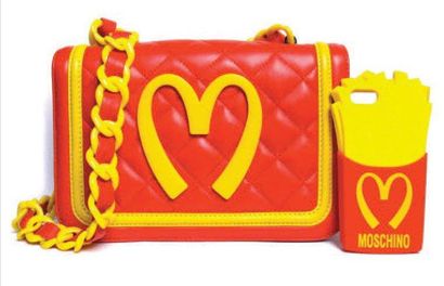 MOSCHINO par JEREMY SCOTT Sac «MAC DONALD'S» en cuir rouge et jaune, accompagné de...