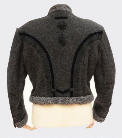 Jean Paul GAULTIER Homme: Veste en laine, col et poignets en laine bouclette façon...