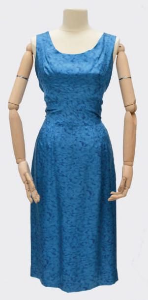 JEANNE LANVIN par CASTILLO Haute Couture Ensemble robe et veste en soie bleue, (lègères...