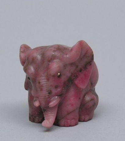 Petit ELEPHANT en rhodonite sculptée Long...