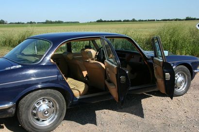 JAGUAR XJ6 série 2 Etat d’origine – Bleue – Intérieur cuir beige – Carburation révisée...