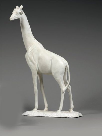 GAUMETOU Yves (né en 1951) La Girafe aux aguets Bronze à patine blanche, monogrammé...