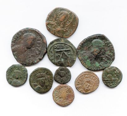 Lot 10 monnaies byzantines en bronze des...