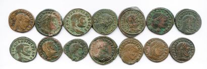 Lot de 14 monnaies: folles et bronzes du...