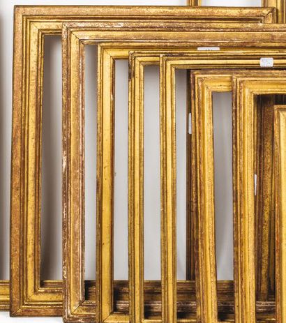 null CADRE en bois mouluré et doré à profil plat.
Fin XVIIIème siècle 44,5 x 35,5...