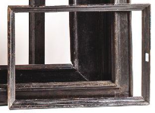 null CADRE en bois mouluré et noirci.XIXème siècle. Manques. 40 x 59,5 x 3,5 cm