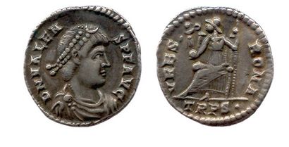 VALENS (364-378) 


Silique d’argent frappée à Trèves en 368-375. (Son buste diadémé...