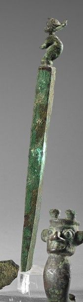 null COUTEAU CISEAU en bronze patine somme d'un animal debout
CHIMU 1000 - 1470 ap...